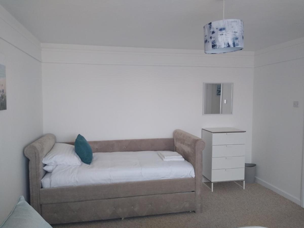 45 New Esplanade Court Appartement