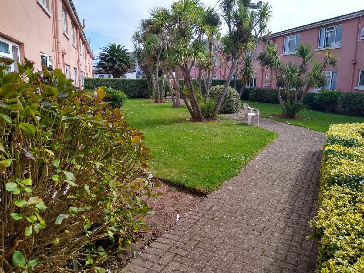 45 New Esplanade Court Appartement